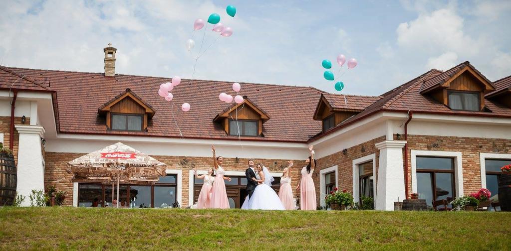 St Peter Vini Hotel Svaty Peter Екстериор снимка